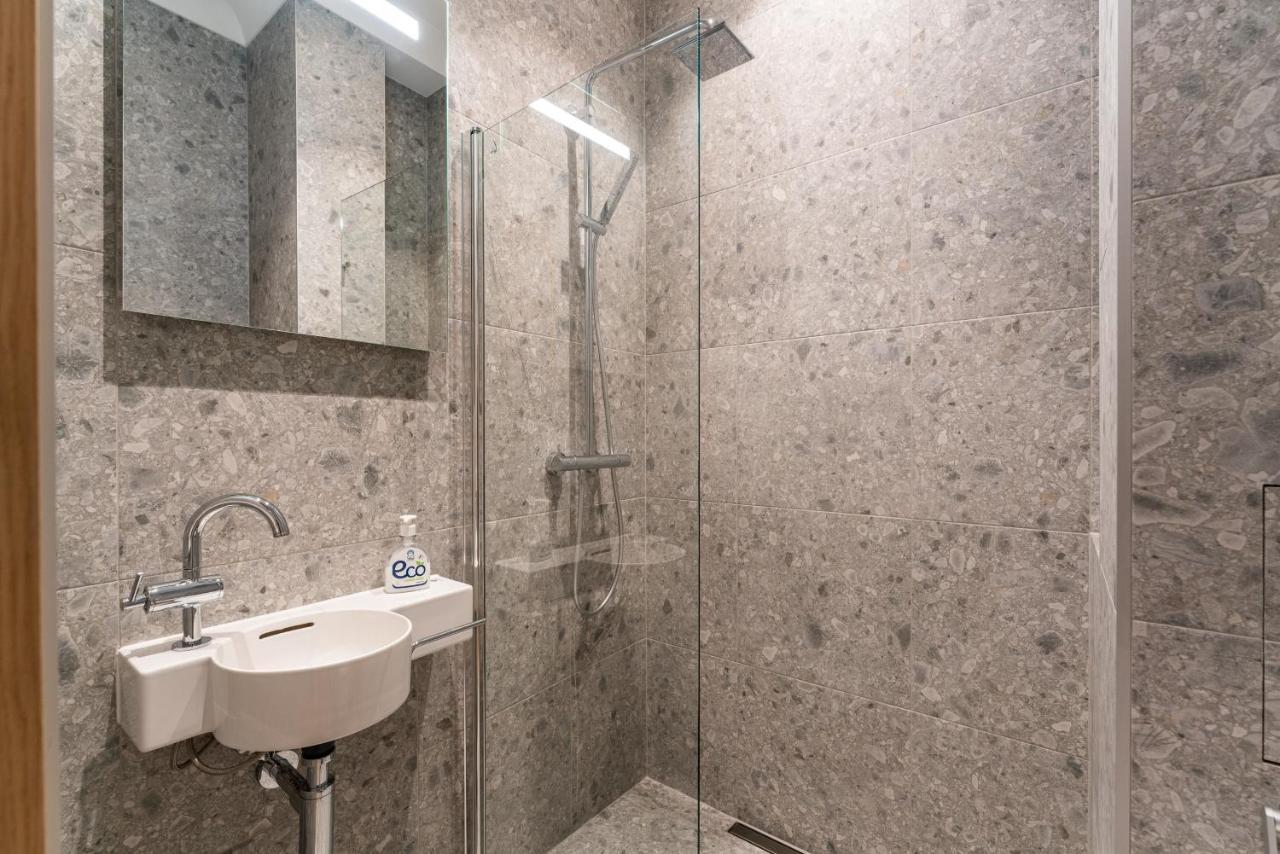 Smart Park View Studio In Heart Of Riga 5 Min To Old Town Exterior foto