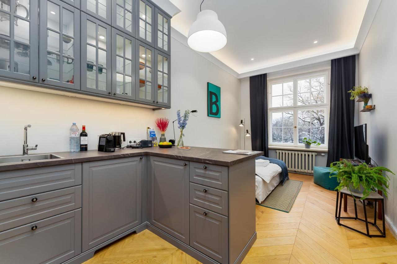Smart Park View Studio In Heart Of Riga 5 Min To Old Town Exterior foto